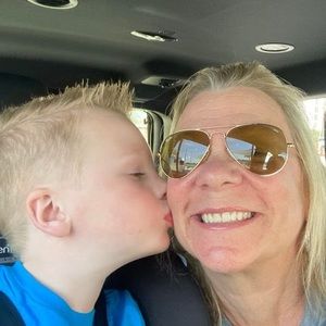 Meet your Posher, Kimberly